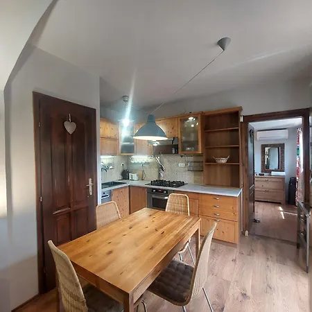 Apartment Centrum Csaladi