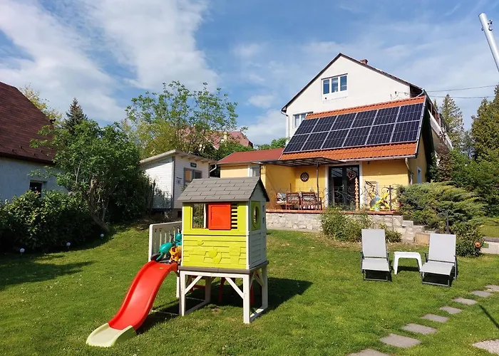 Centrum Csaladi Apartment Balatonfüred