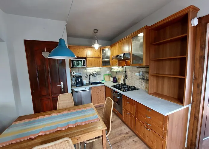 Centrum Csaladi * Balatonfüred