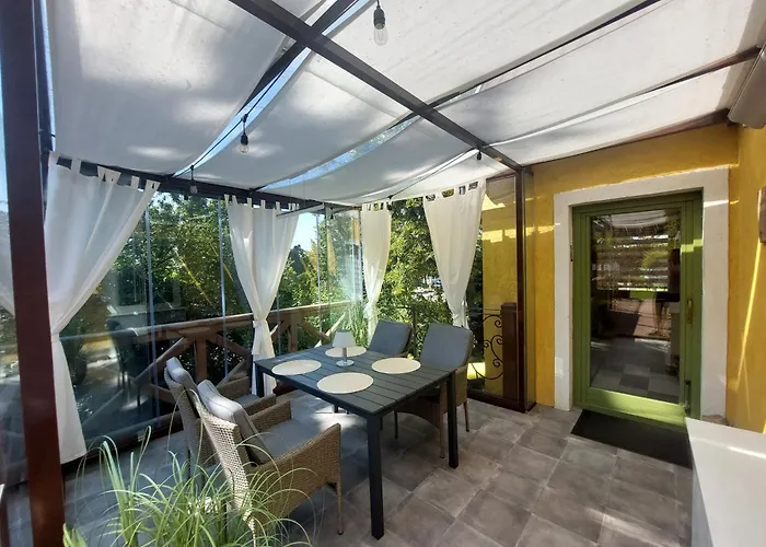 Centrum Csaladi Appartement *